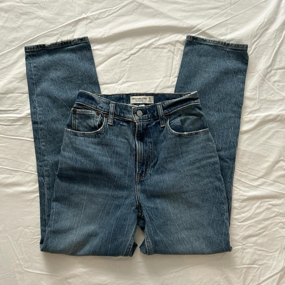 Abercrombie & Fitch 90s Straight Ultra High Rise Jeans